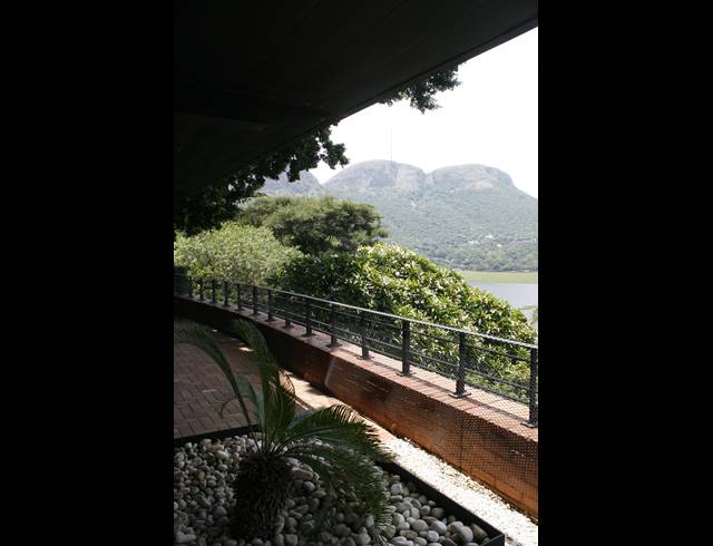 3 BEDROOM HOUSE FOR SALE IN KOSMOS